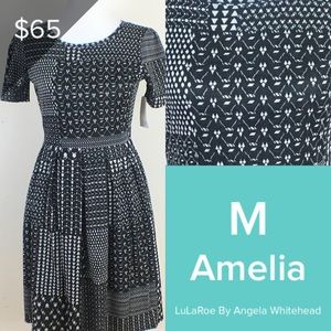 LuLaRoe Amelia M- pocket dress! NWT Jacquard!